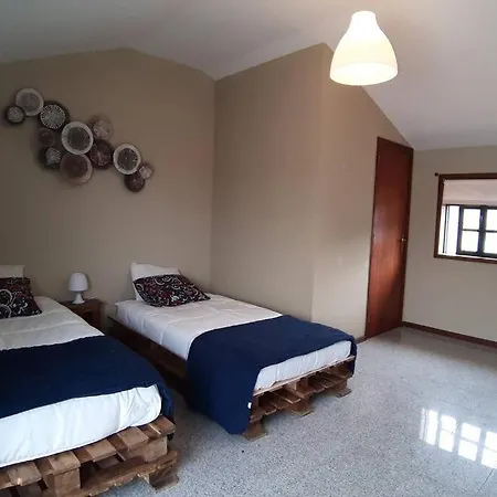 Cozy House - Close To Metro, Wine Cellars - Host8 Apartment